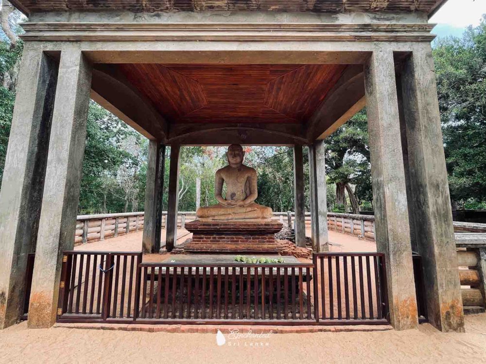 Samadhi-Buddha-Statue